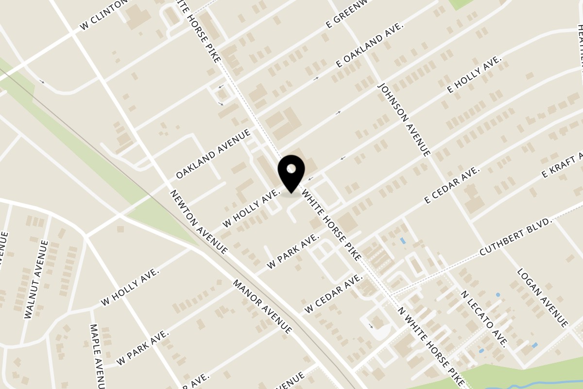 Map showing the location of Los Jalapeños Bar & Grill on 900 White Horse Pike in Oaklyn
